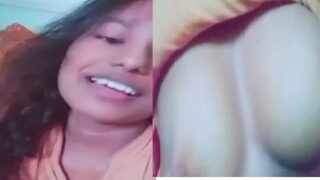 Bangladeshi Village Girl Boobs Show Pompom