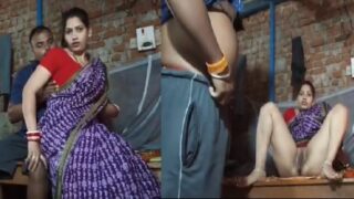 Village bhabhi in sexual heat enjoys quick sex in saree